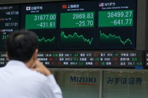 Asia Markets Slide as Global Technology Sell-Off Hits Investor Sentiment, Oil Prices Rise on Middle East Concerns